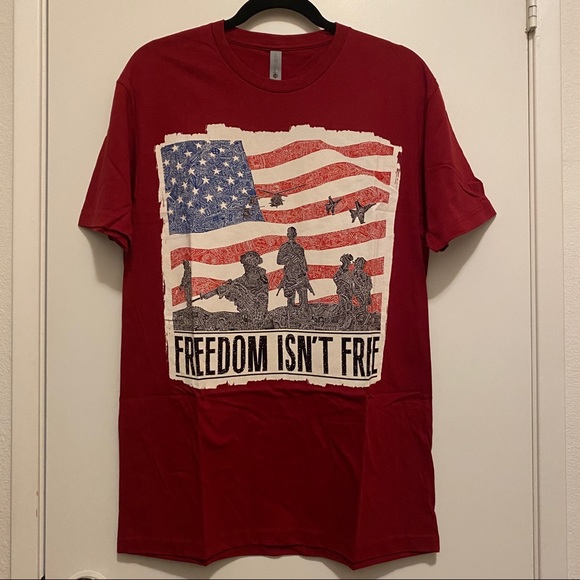 Red Flag Freedom Isn’t Free T-shirt New - Picture 1 of 5